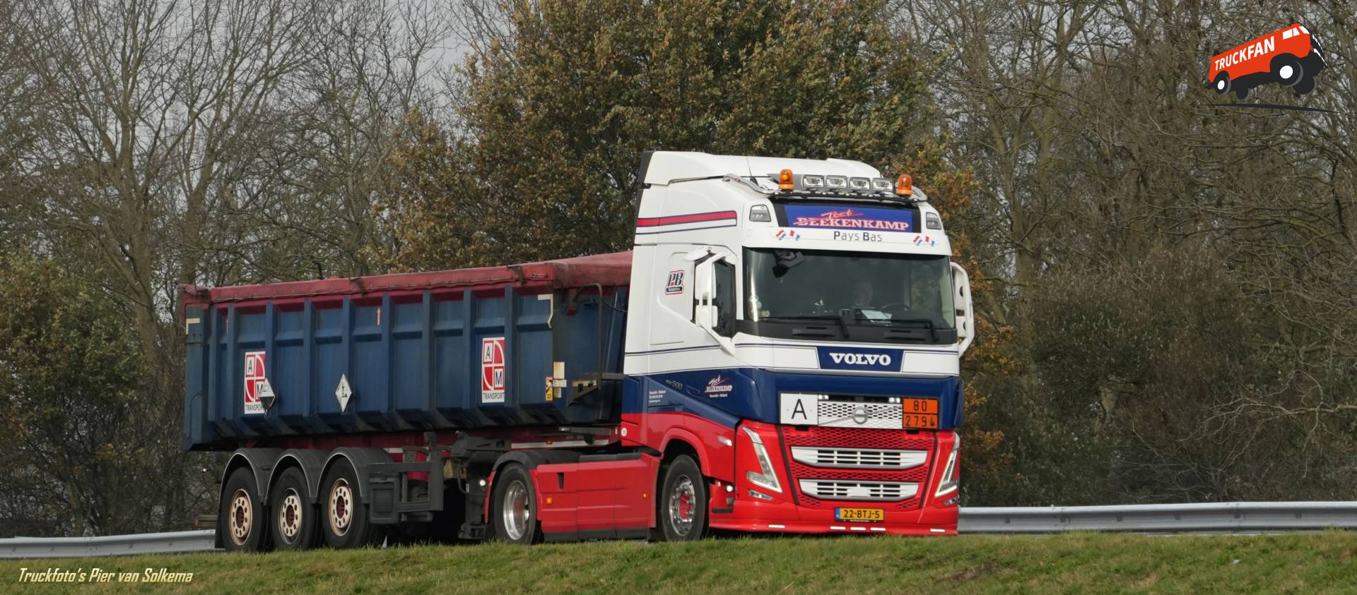 Volvo FH4 vrachtwagen op A7 Sneek