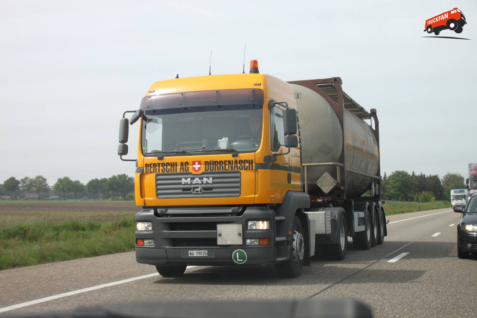 MAN TGA vrachtwagen bij Bertschi