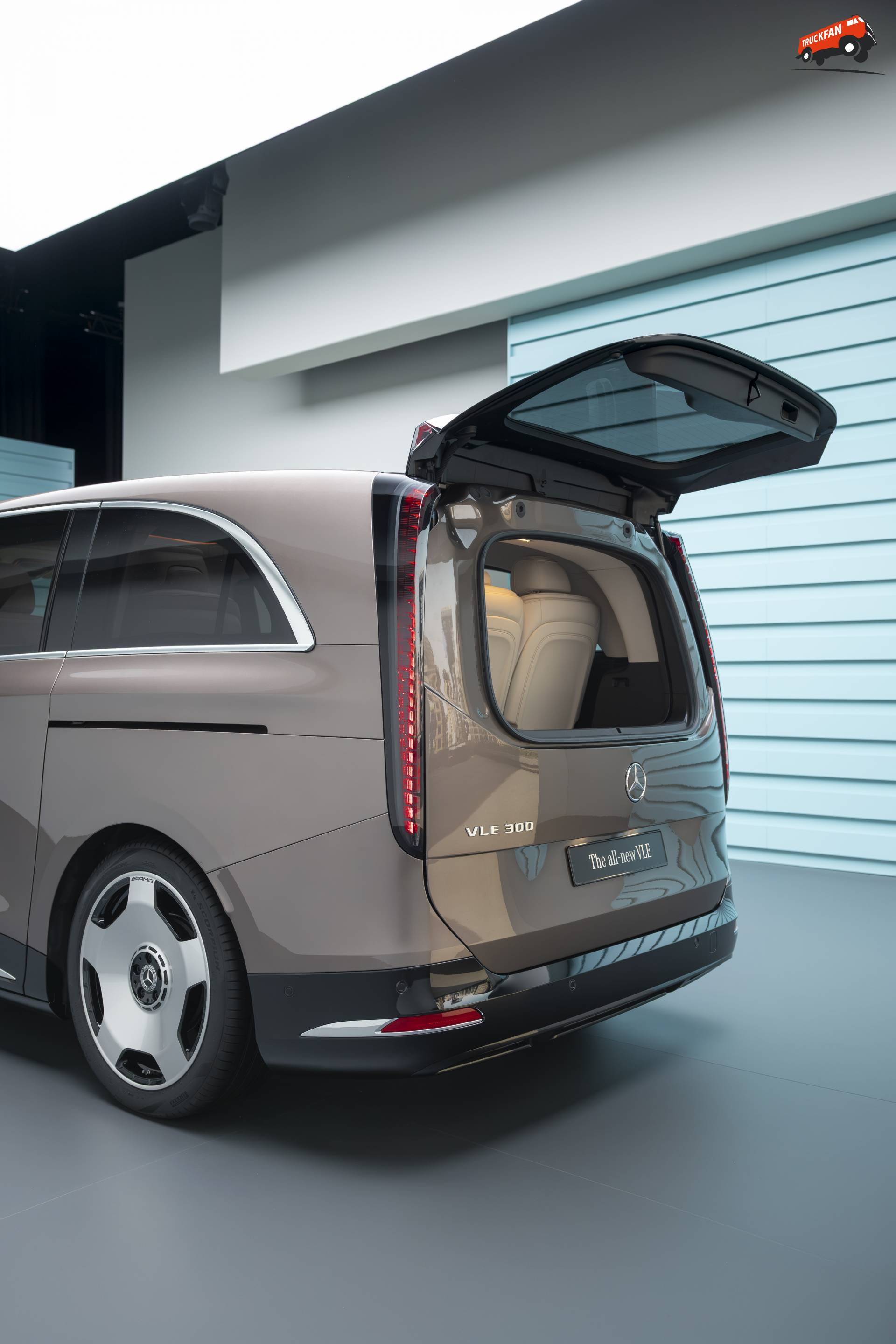 Mercedes-Benz VLE ruimtelijke elektrische Grand Limousine