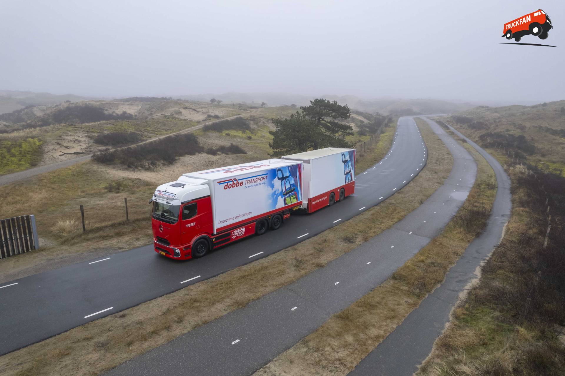 Electric long-distance truck Mercedes-Benz eActros 600