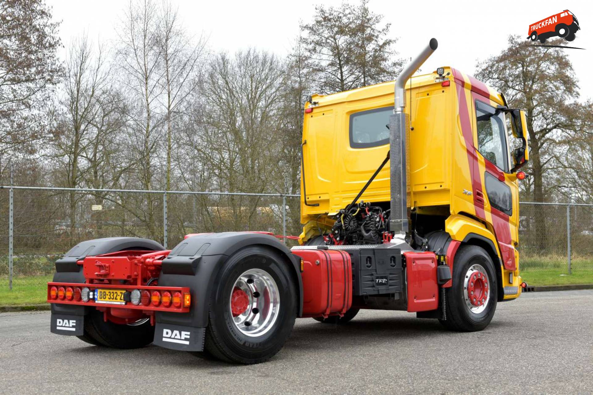 DAF XF 530 met dagcabine voor P. Greving en Zn