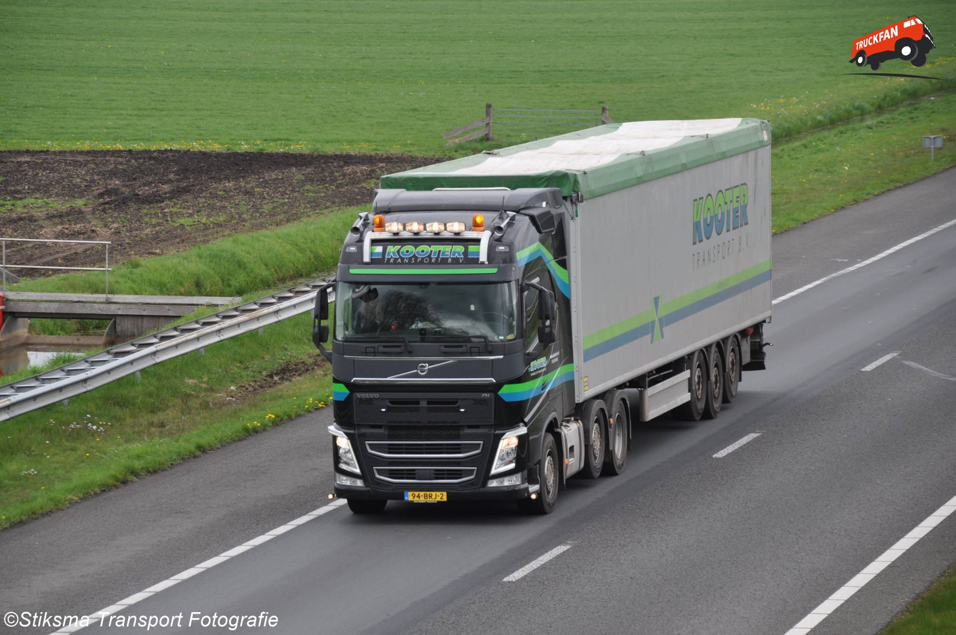 Kooter Transport B.V.'s 4th gen Volvo FH truck