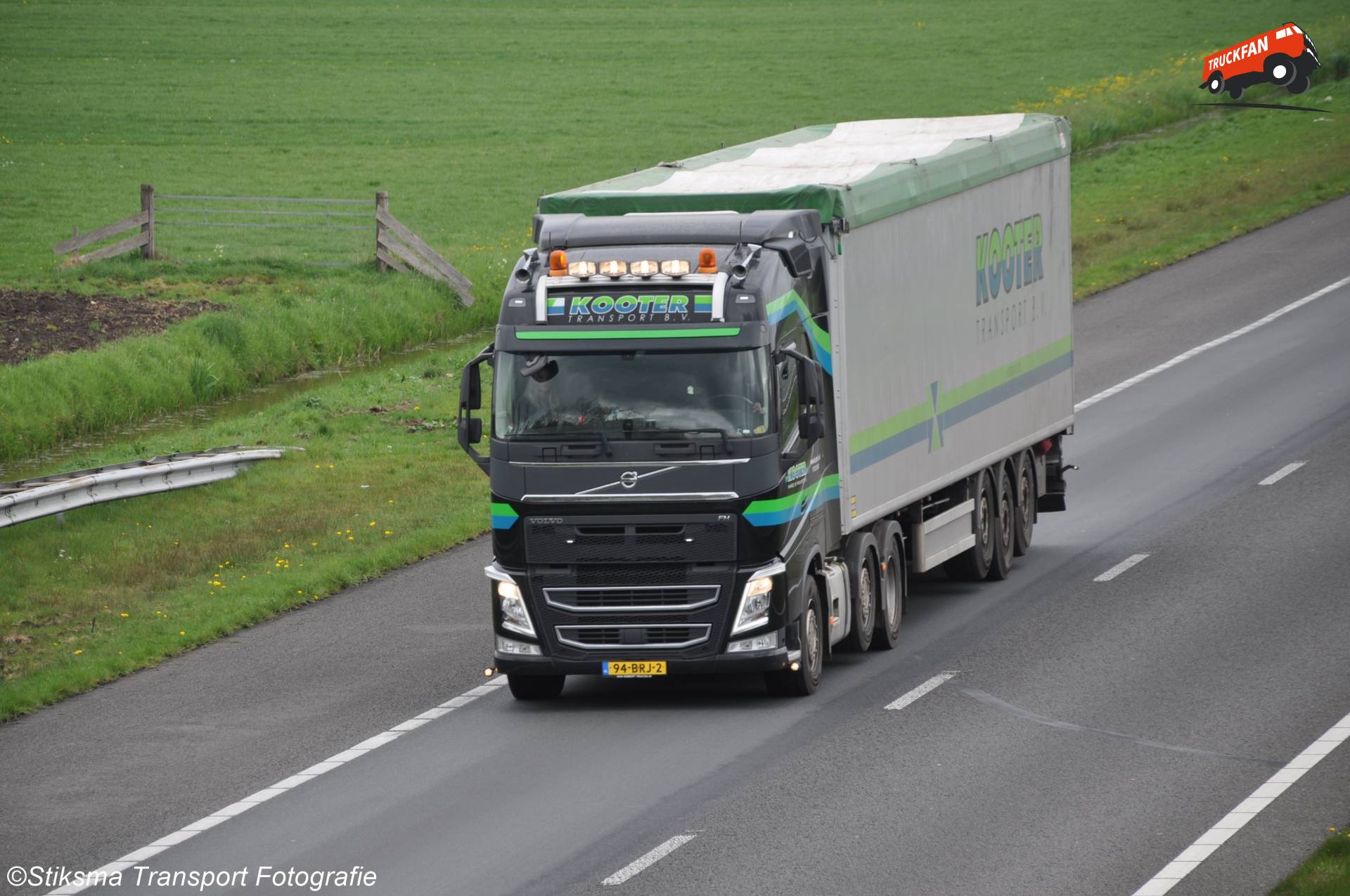 Volvo FH 4e generatie vrachtwagen van Kooter Transport B.V.