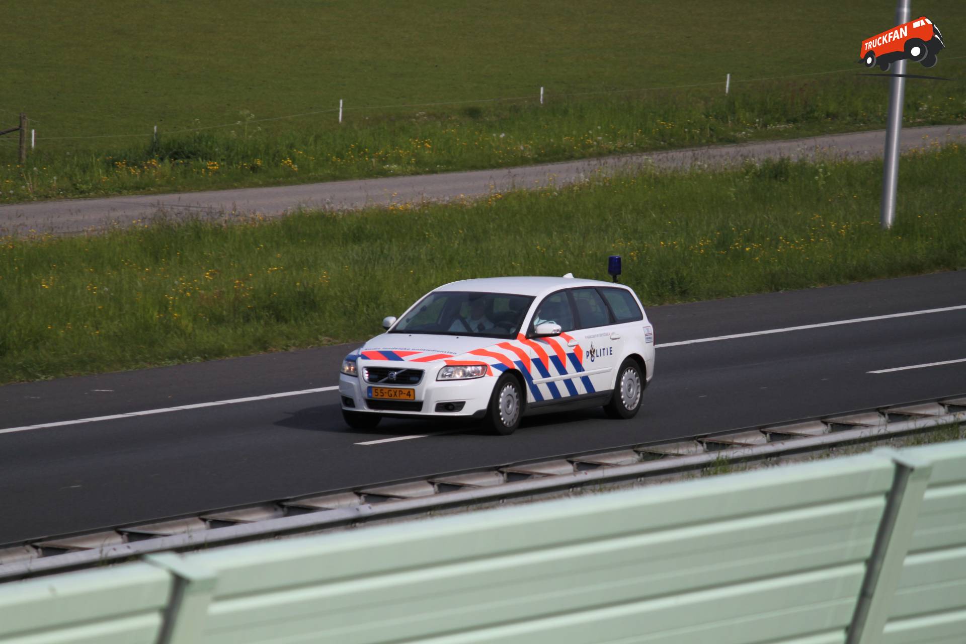 Volvo V50 politiewagen