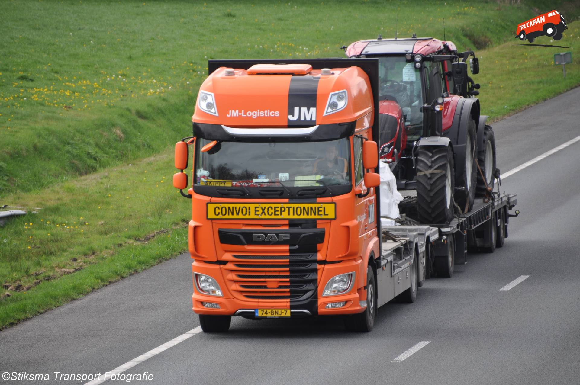 DAF XF Euro 6 truck van JM-Logistics
