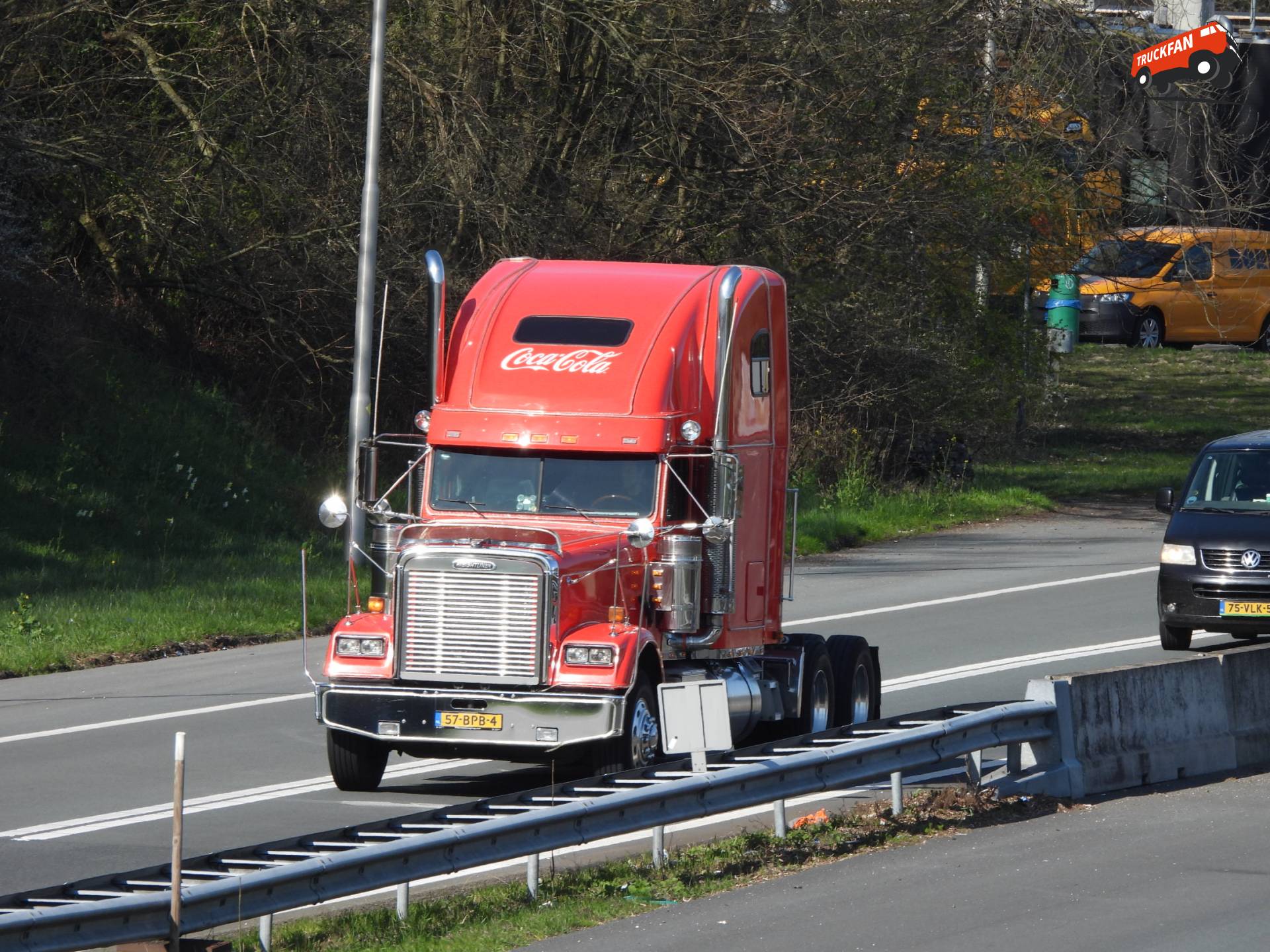 Freightliner FLD120 vrachtwagen uit 1997 import in 2019