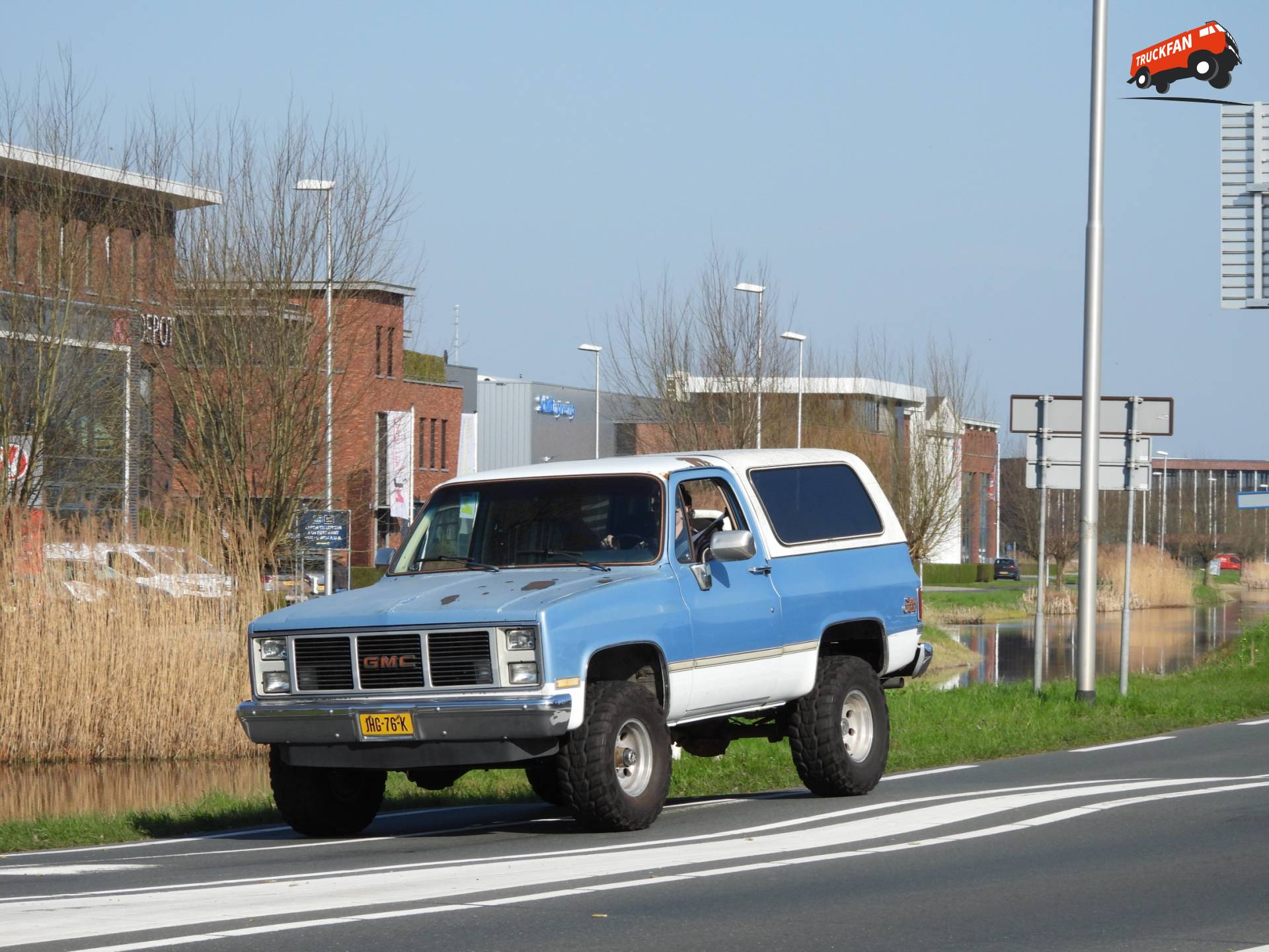 GMC Jimmy uit 1986 met import in 2025
