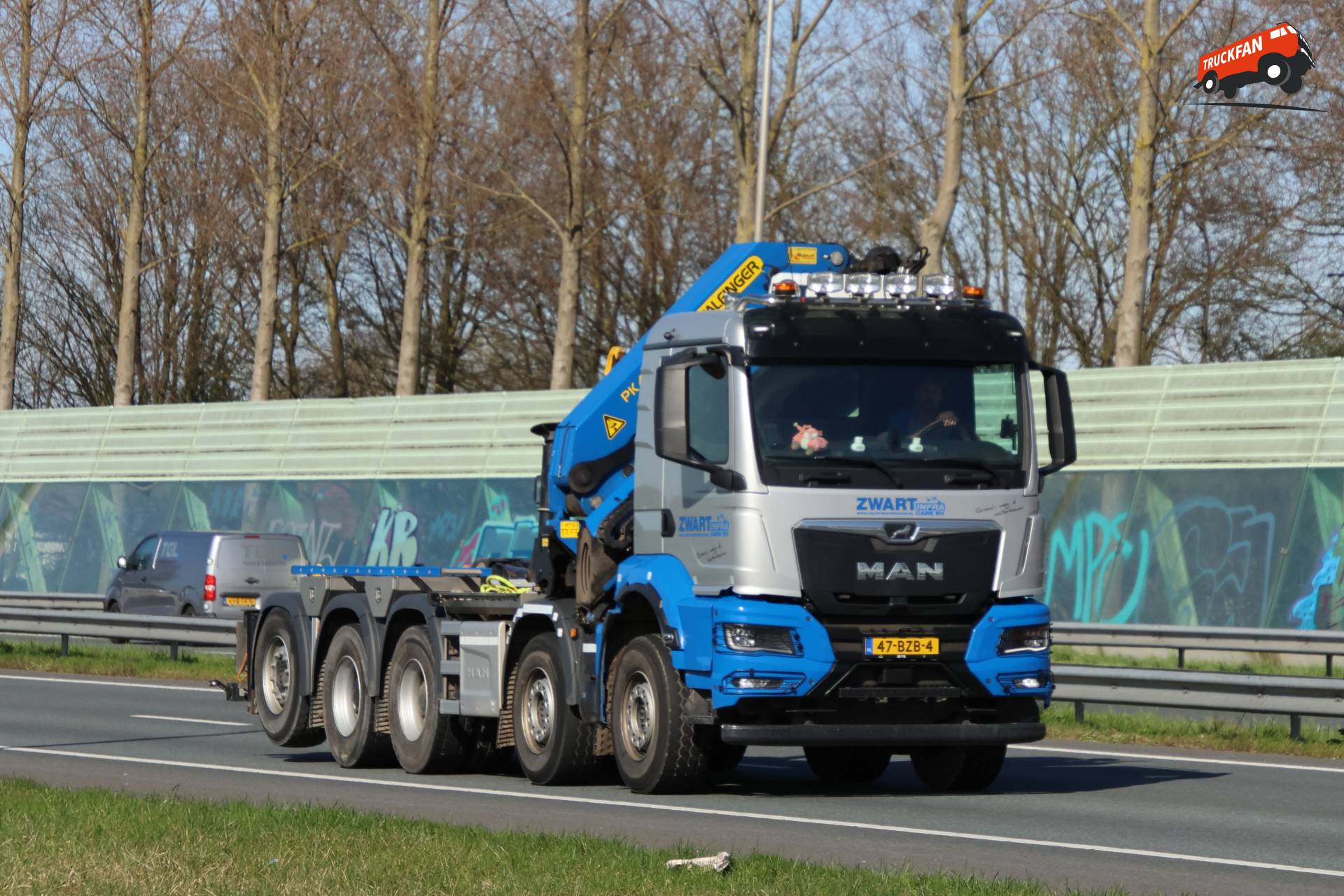MAN TGS vrachtwagen op de A7 bij Hoorn