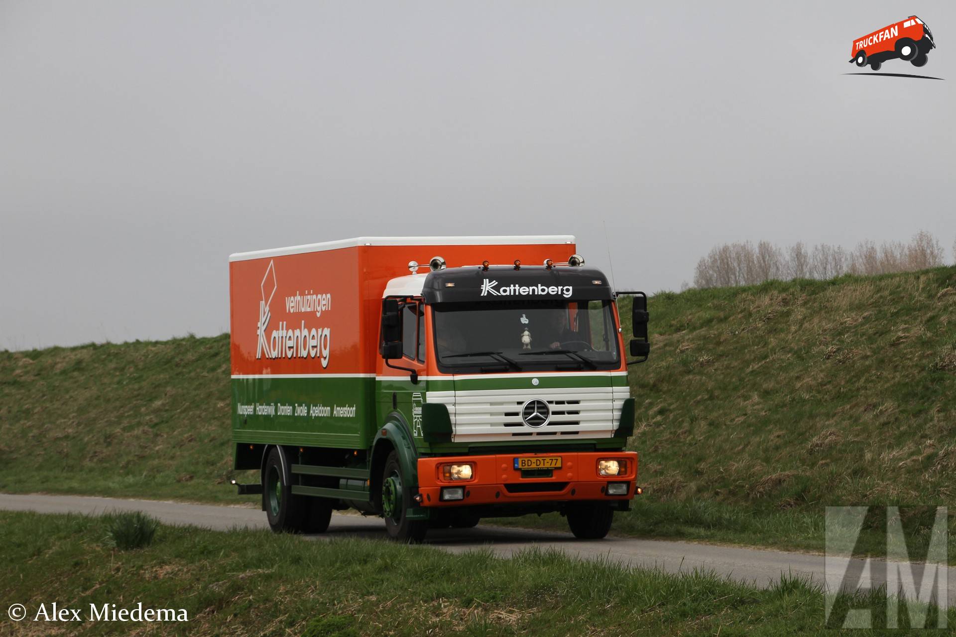 Mercedes-Benz 1624 vrachtwagen bij Trucks on Tour 2026