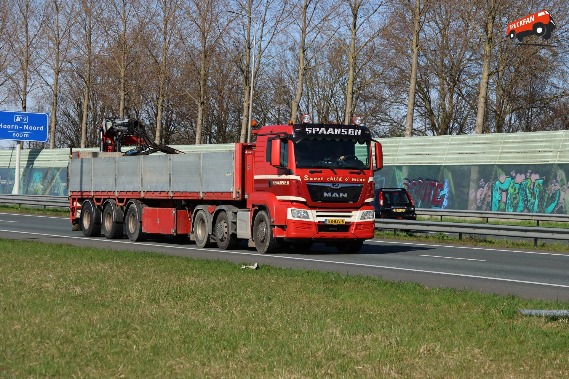 MAN TGS vrachtwagen bij de A7 bij Hoorn