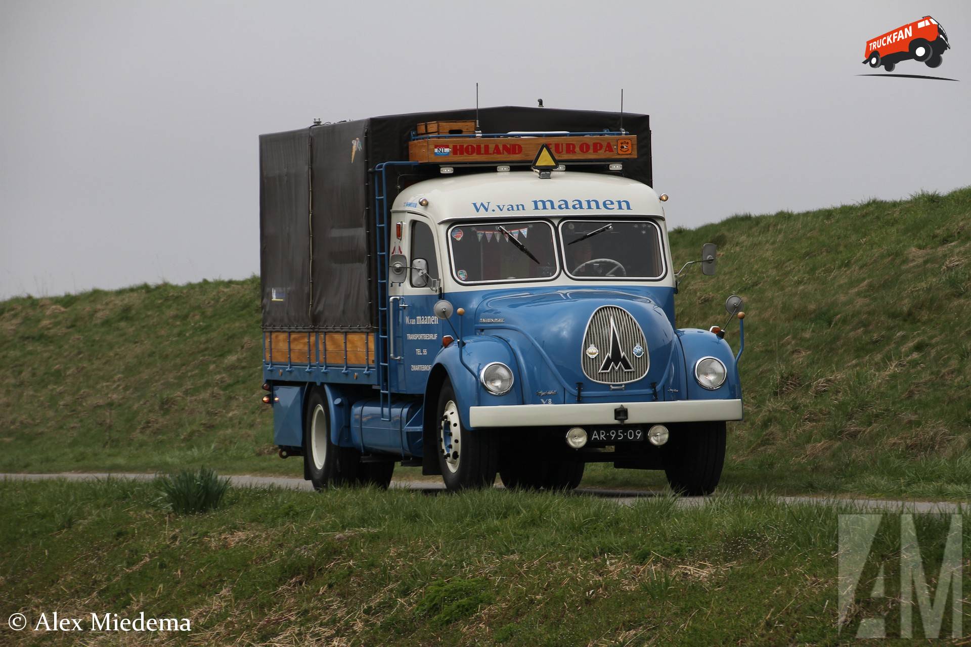 Magirus-Deutz Jupiter truck in Noordwesthoek Fryslân