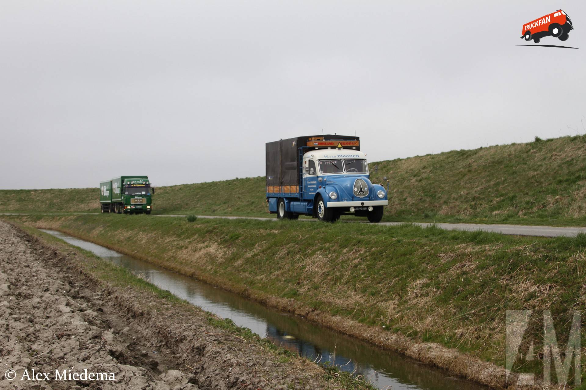 Magirus Deutz Jupiter truck in de noordwesthoek van Friesland