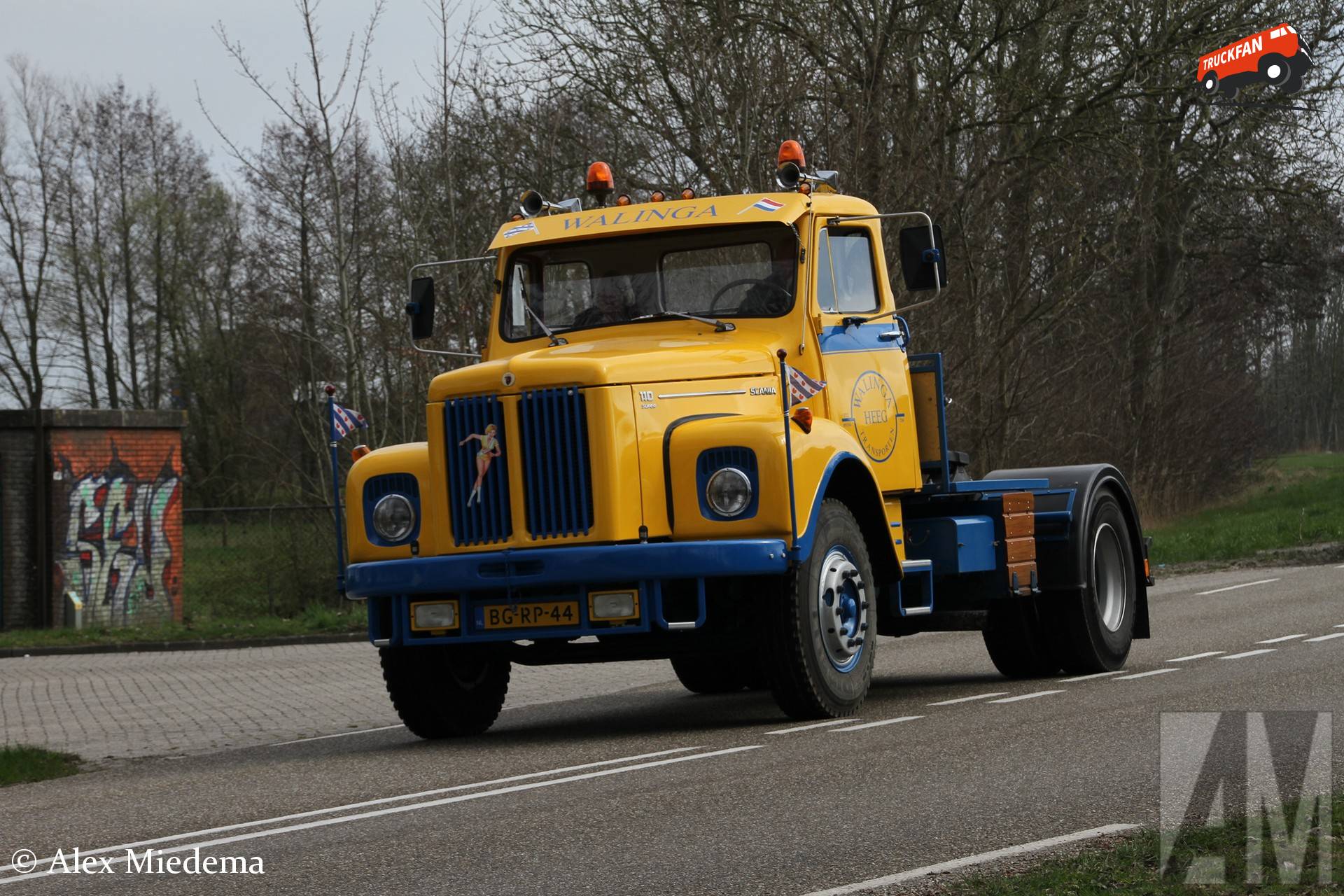 Walinga Heeg Scania L110 Super in Fryslân