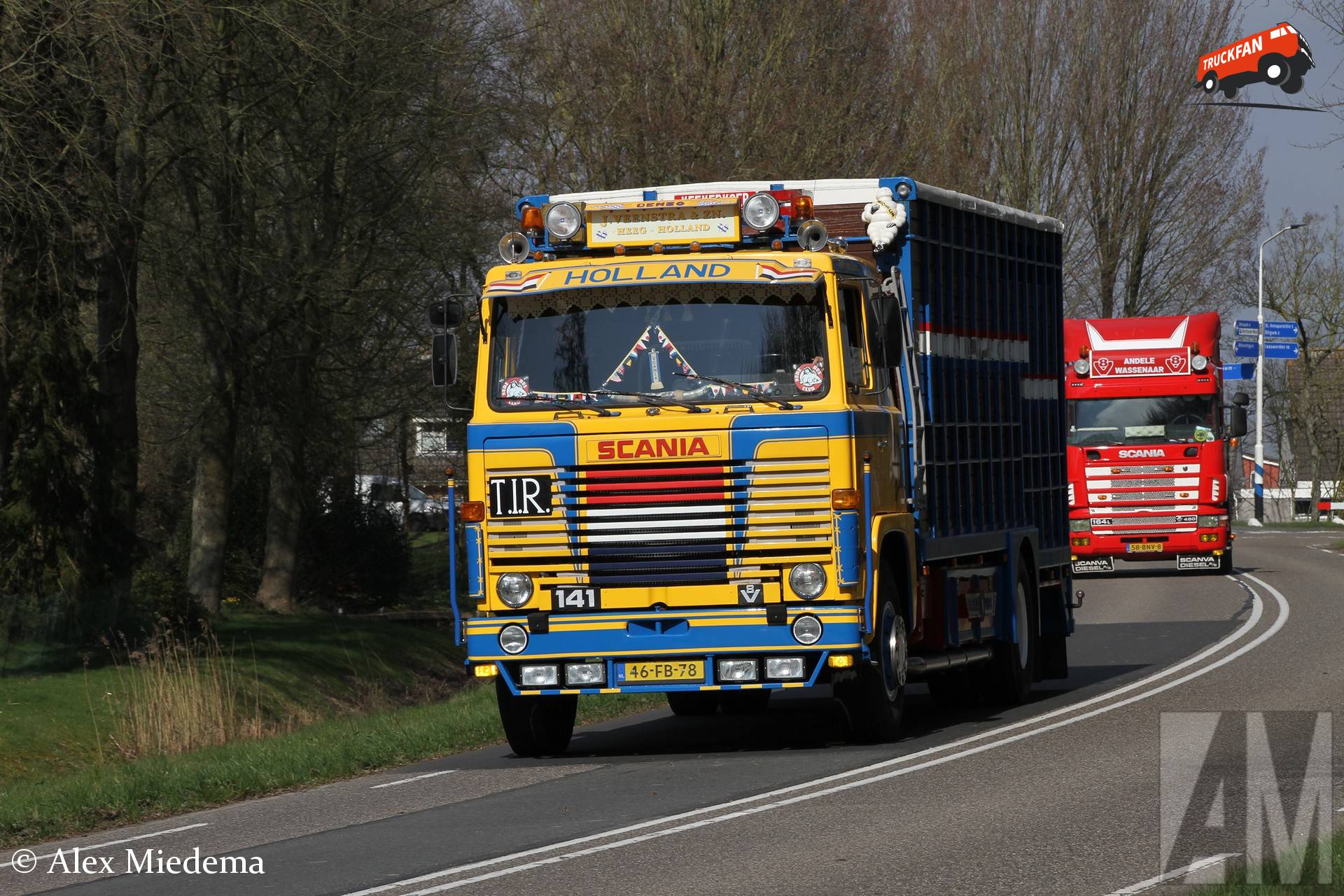 Scania LB141 vrachtwagen in de noordwesthoek van Friesland