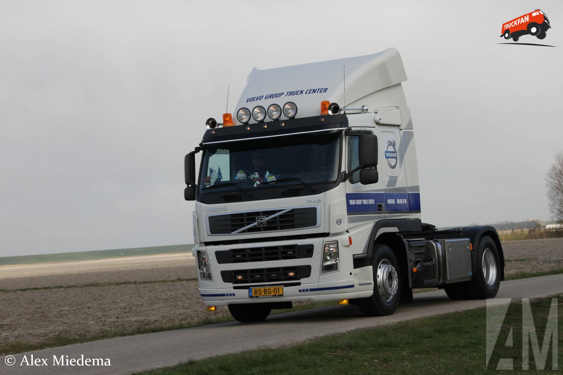 Volvo FM9 in de noordwesthoek van Friesland, maart 2026