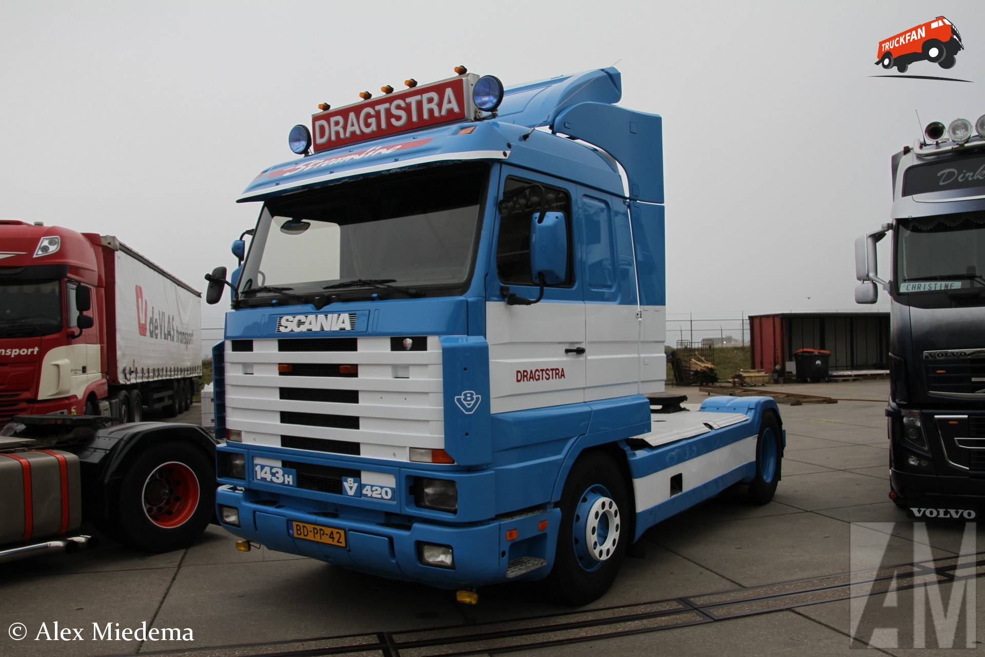 Scania 143H420 Streamline truck in Friesland