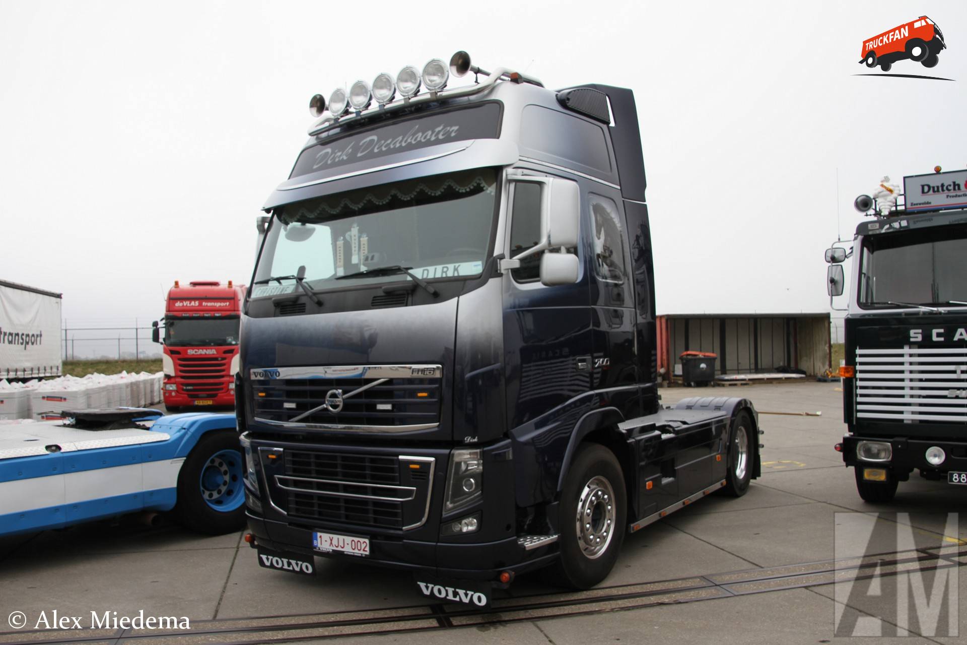 Volvo FH16 700 truck in de noordwesthoek van Friesland