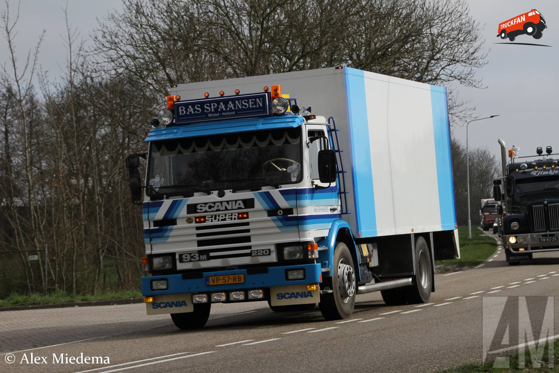 Scania P93M220 vrachtwagen in Friesland