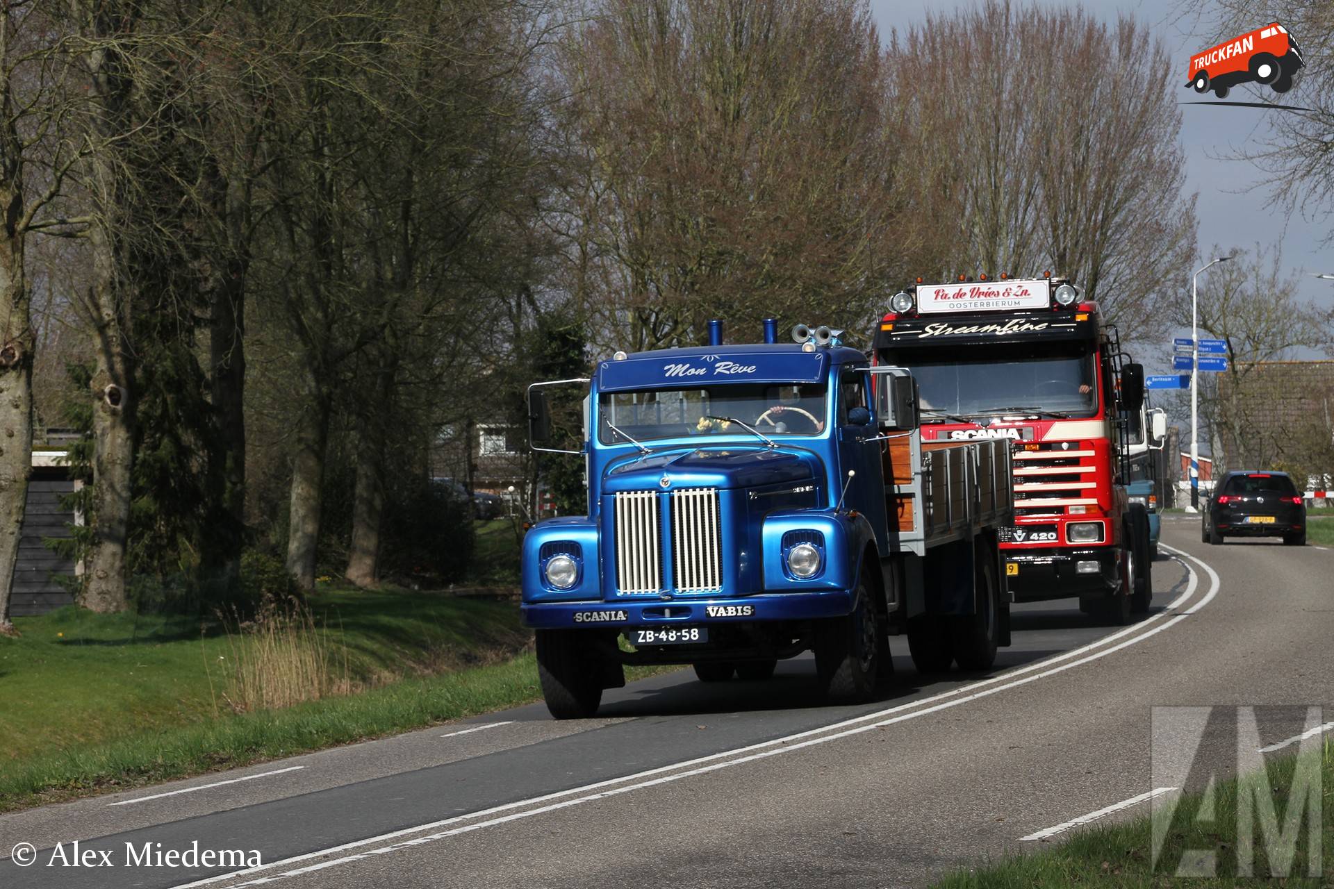 Scania-Vabis L76 met kenteken ZB-48-58 in Friesland