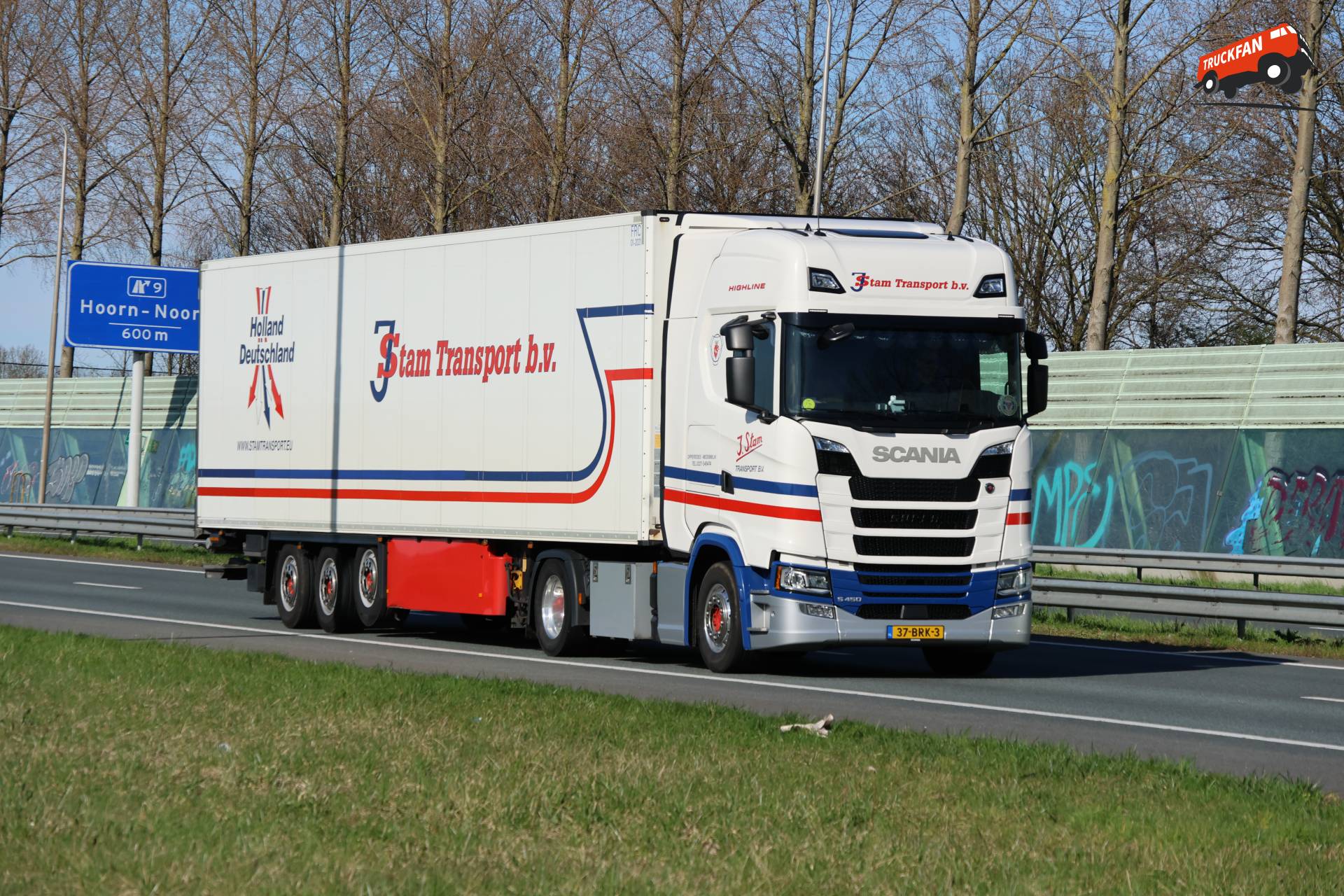 Scania S450 bij A7 Hoorn