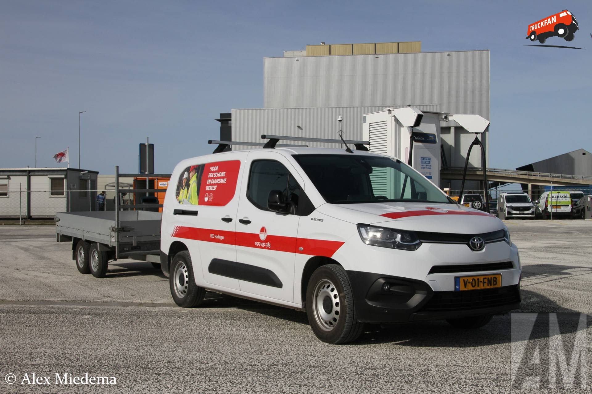 Elektrische Toyota ProAce City van Omrin in Harlingen