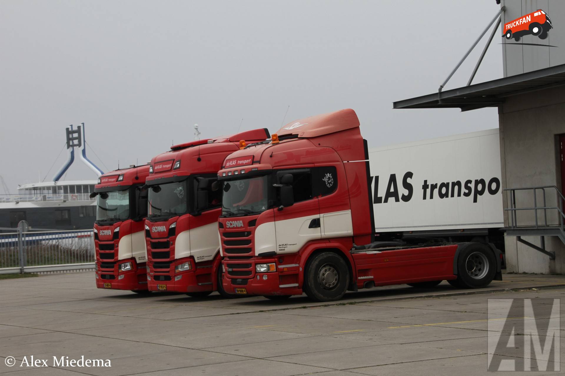 Drie op een rij met Scania's van De Vlas