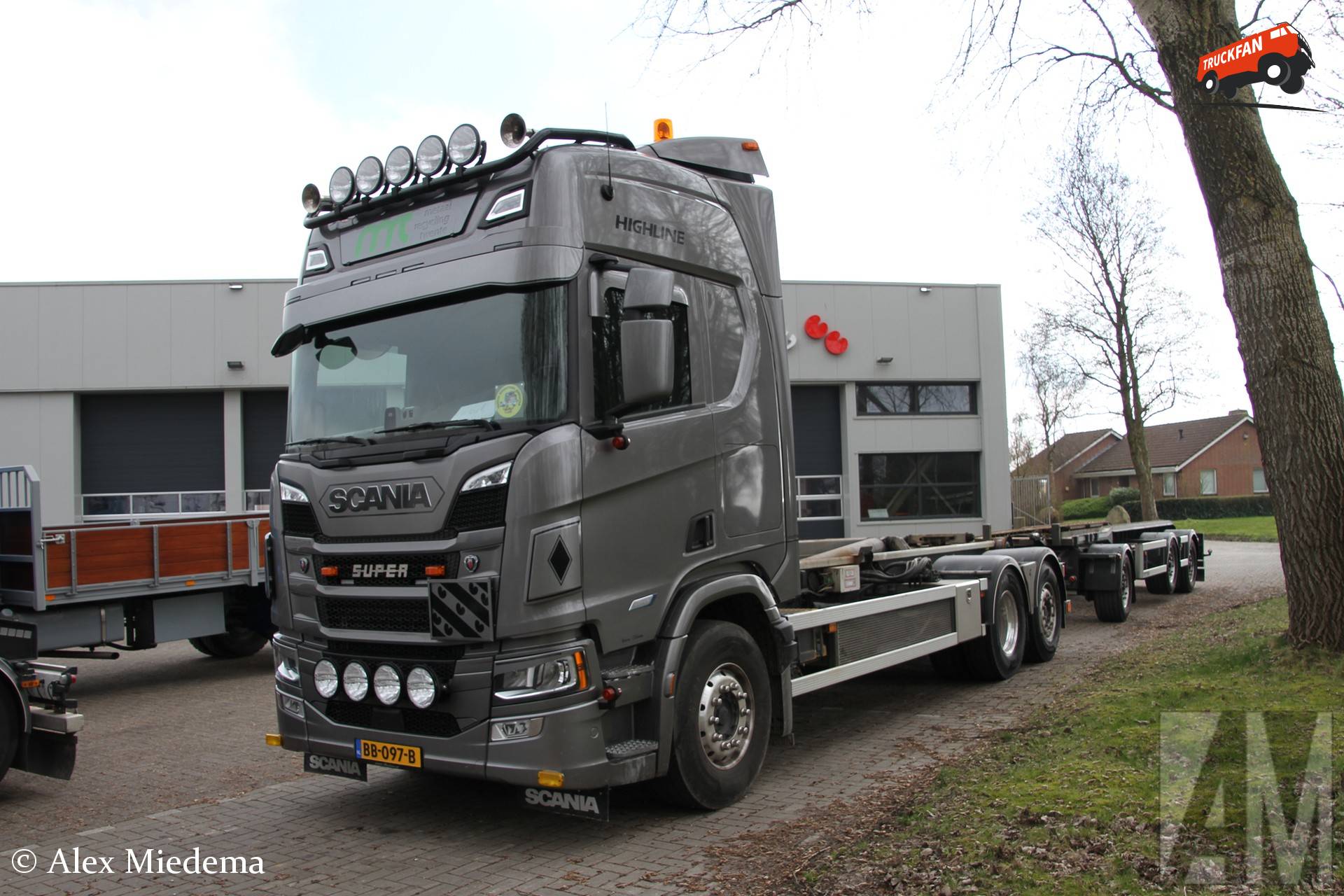 Scania 460R van Metaal Recycling Twente