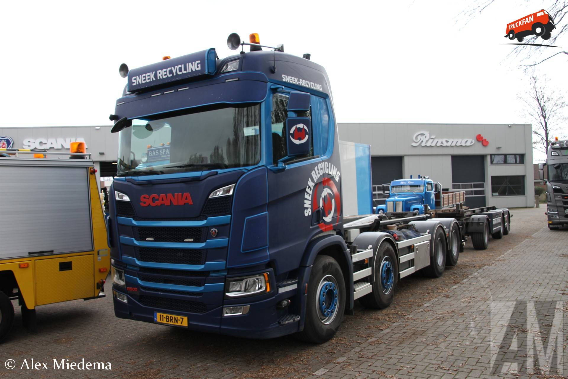 Scania R500 vrachtwagen van Sneek Recycling