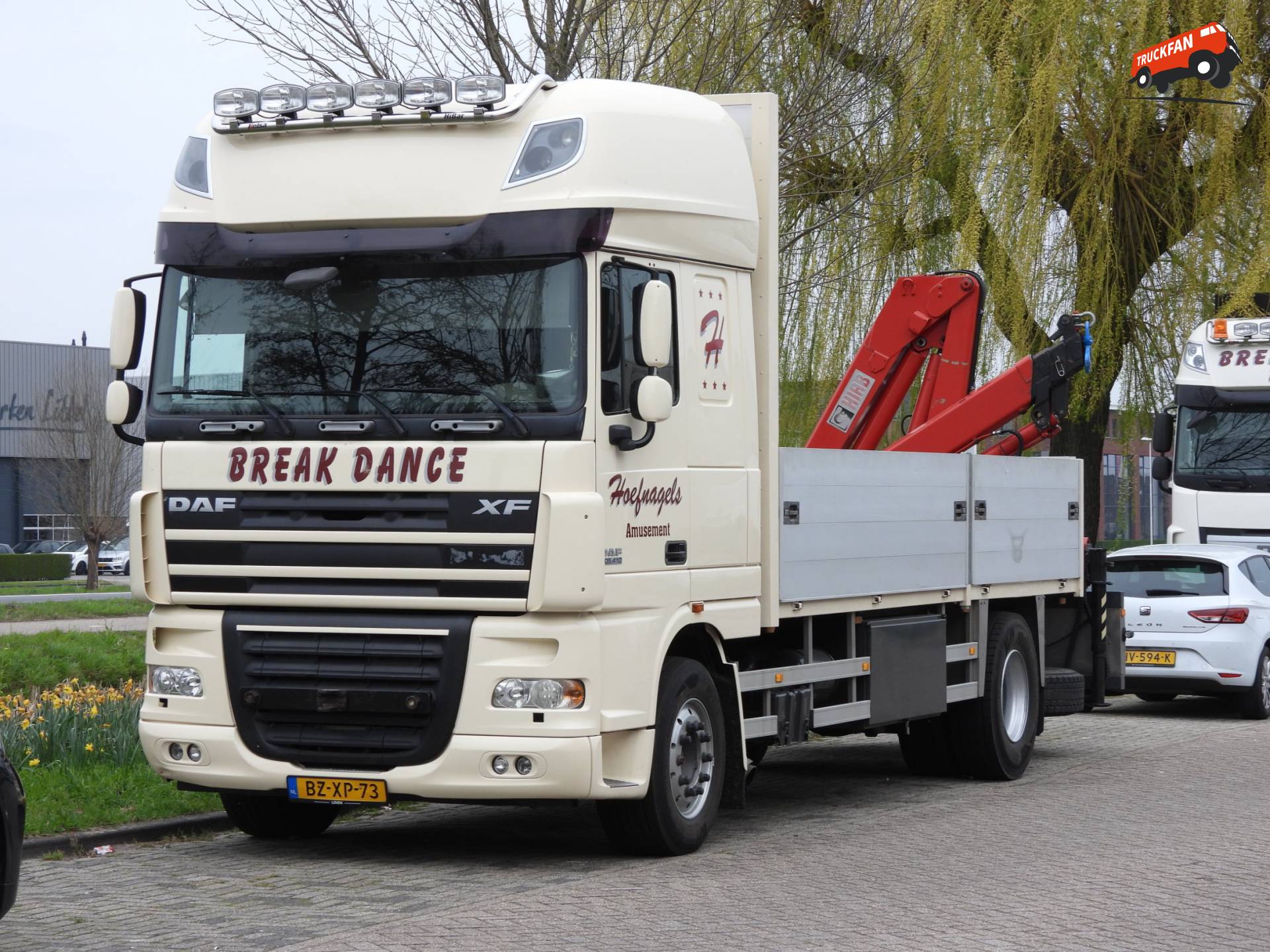 DAF XF105 410 FA vrachtwagen uit 2007 import 2012