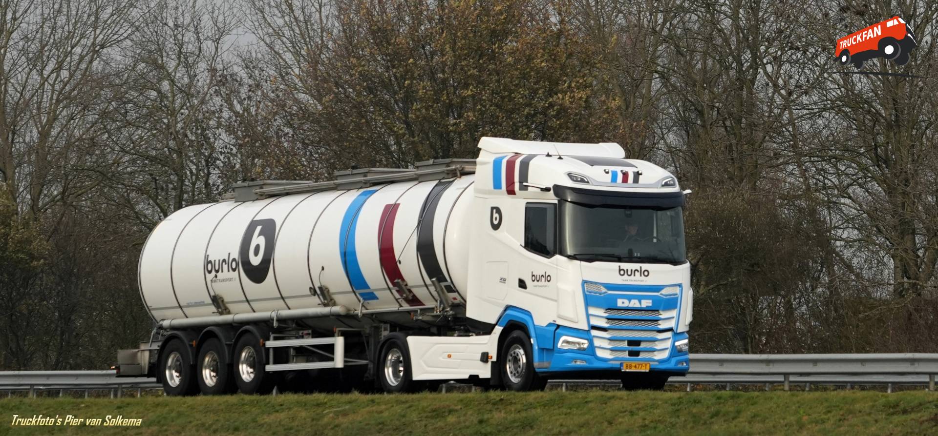 DAF XG tanktransport bij A7 Sneek