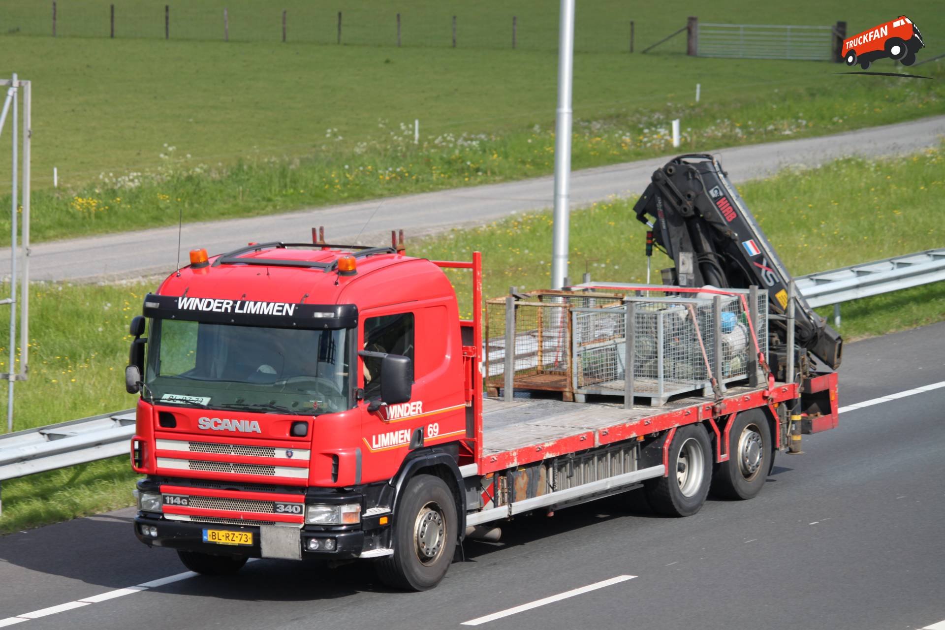 Scania 114 vrachtwagen van Winder