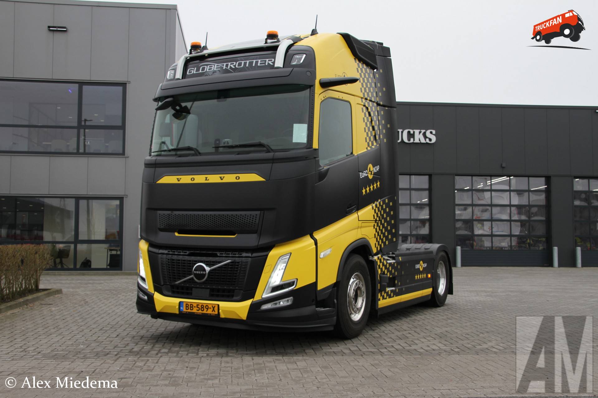 Volvo FH Aero Euro NCAP demotruck