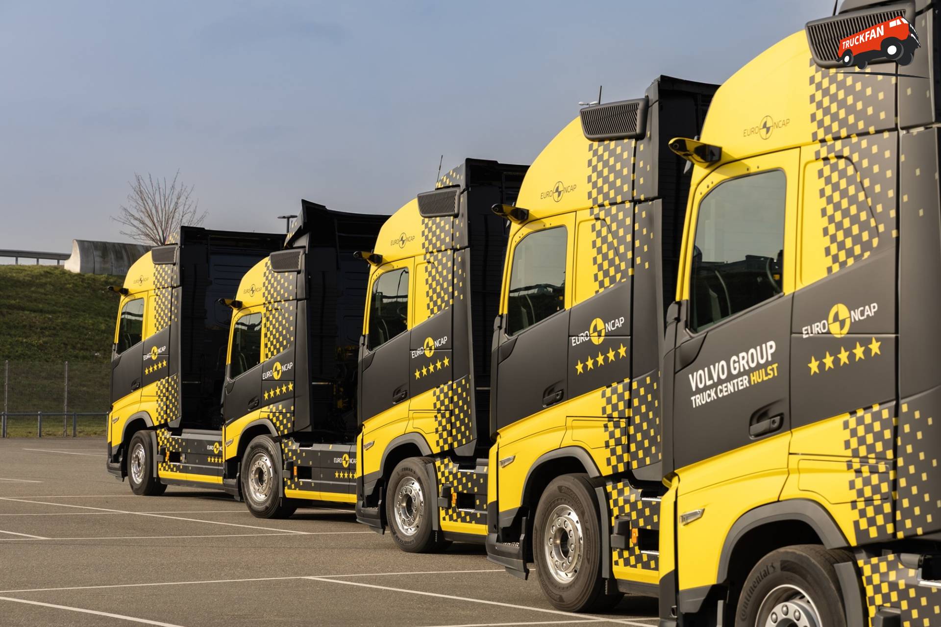 Volvo FH Aero en FM Euro NCAP demotrucks in Nederland
