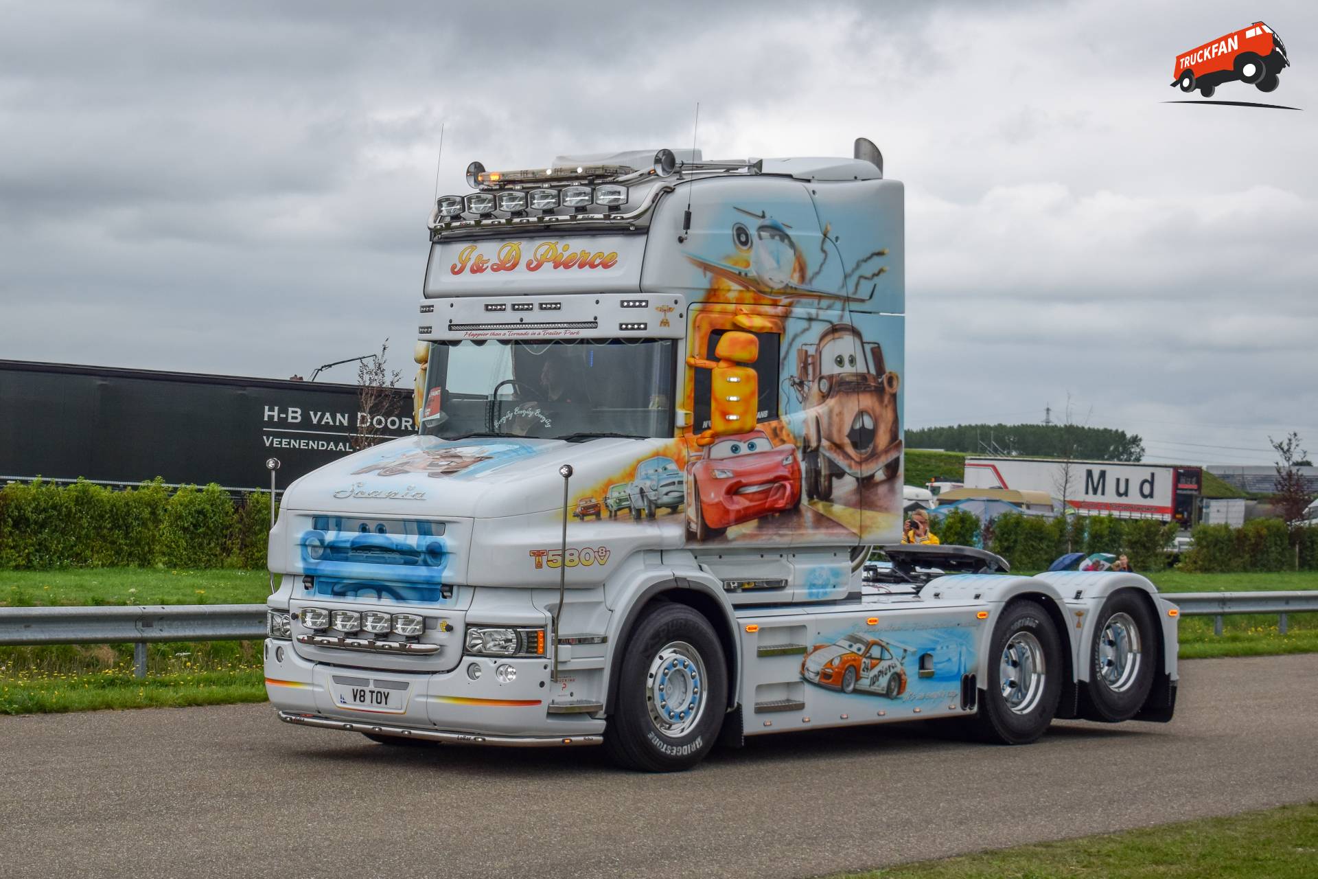 Scania T580 J&D Pierce Glengarnock Ayrshire (UK)