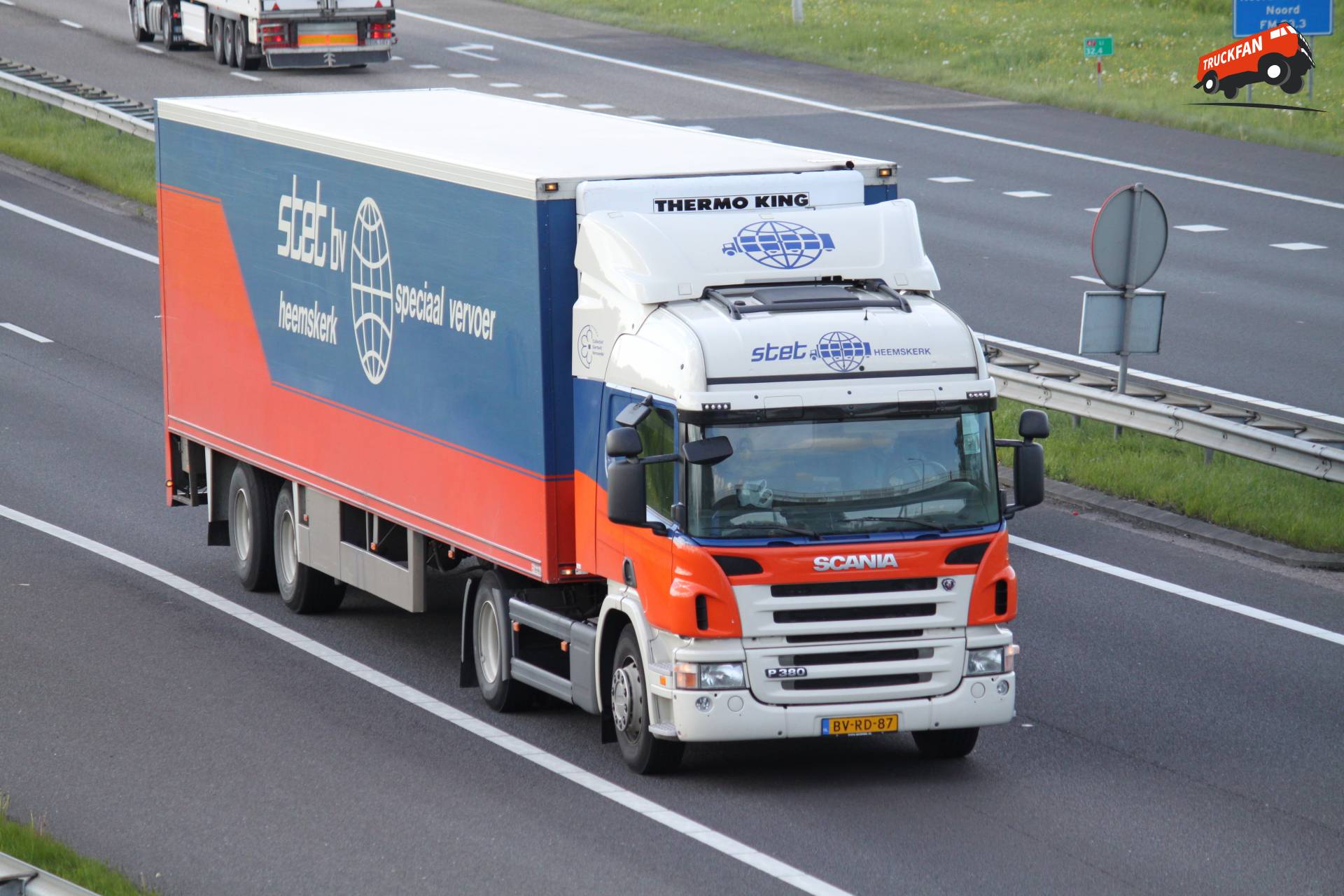 Scania P380 truck by V.O.F. Stet Heemskerk