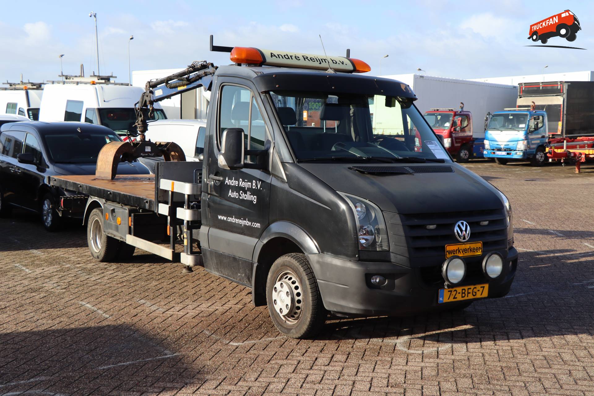 Volkswagen Crafter op vrachtwagenkenteken bij Kleyn Vans