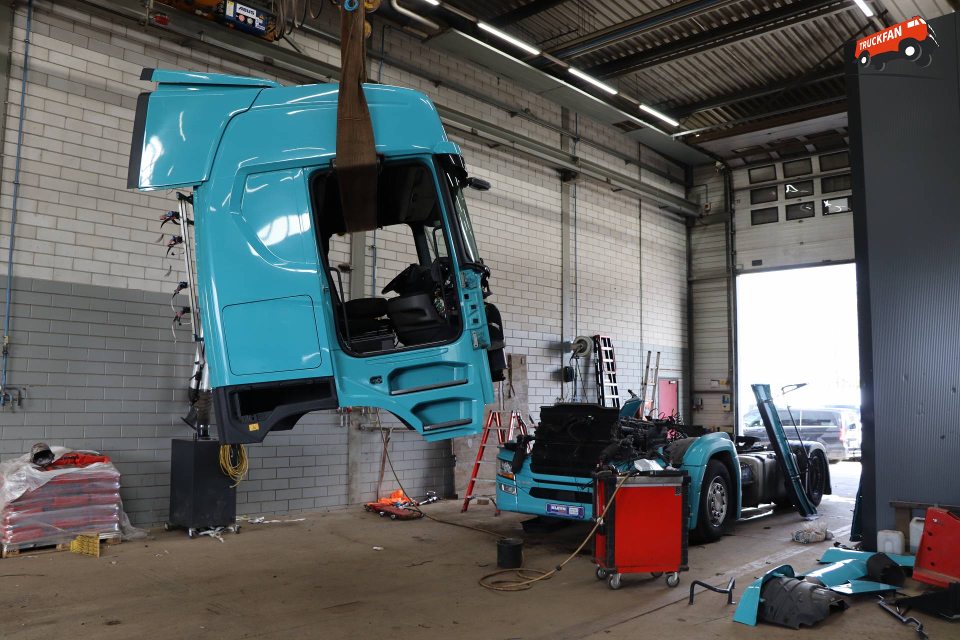 Scania S450 in bijzondere positie