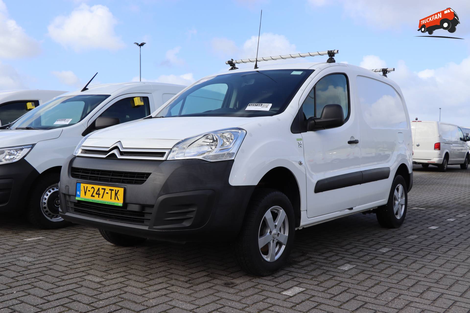 Citroën Berlingo Dangel 4x4 bij Kleyn Vans