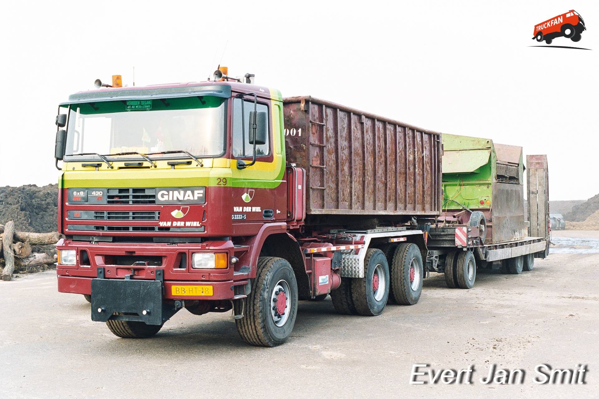 GINAF G3333-S 6x6 met recyclingmachine