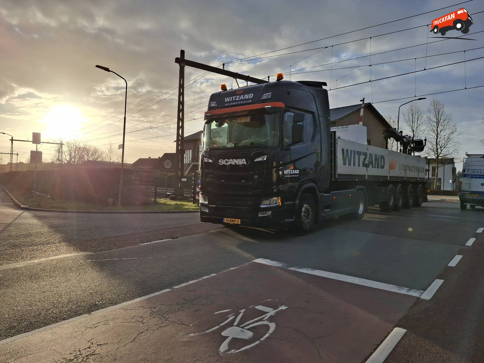 Scania R450 vrachtauto in Twelo