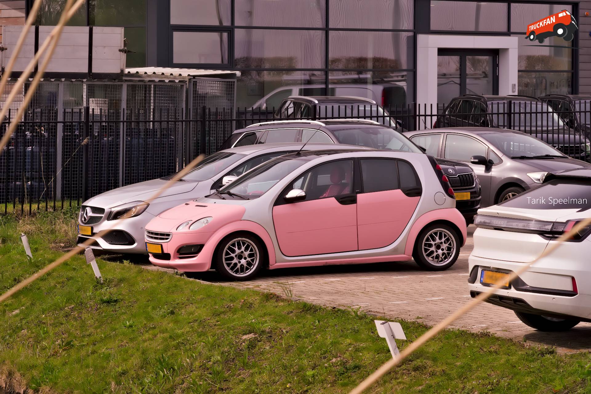 Smart ForFour auto in Zwijndrecht