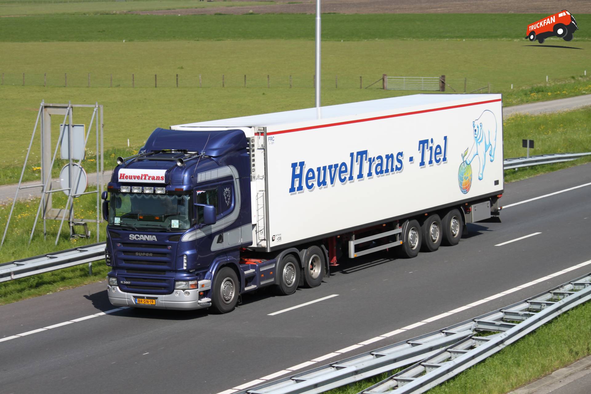 Scania R380 truck by Heuvel Trans