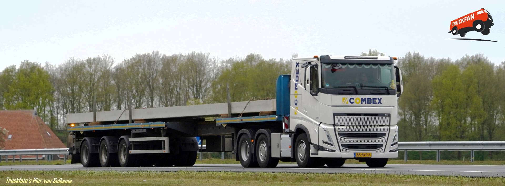 Volvo FH5 truck near A7 Joure