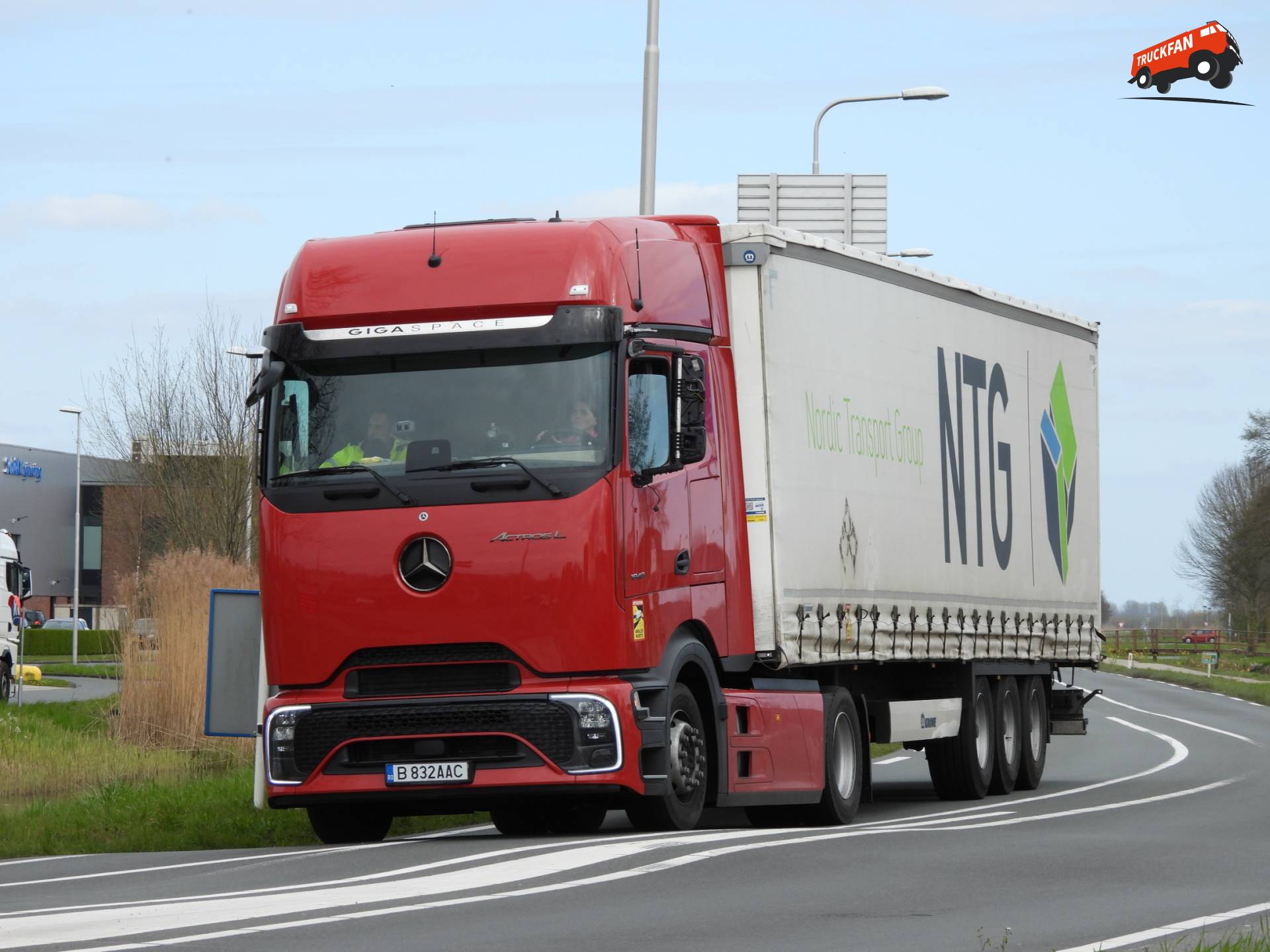 Mercedes-Benz Actros L ProCabin 1848 truck