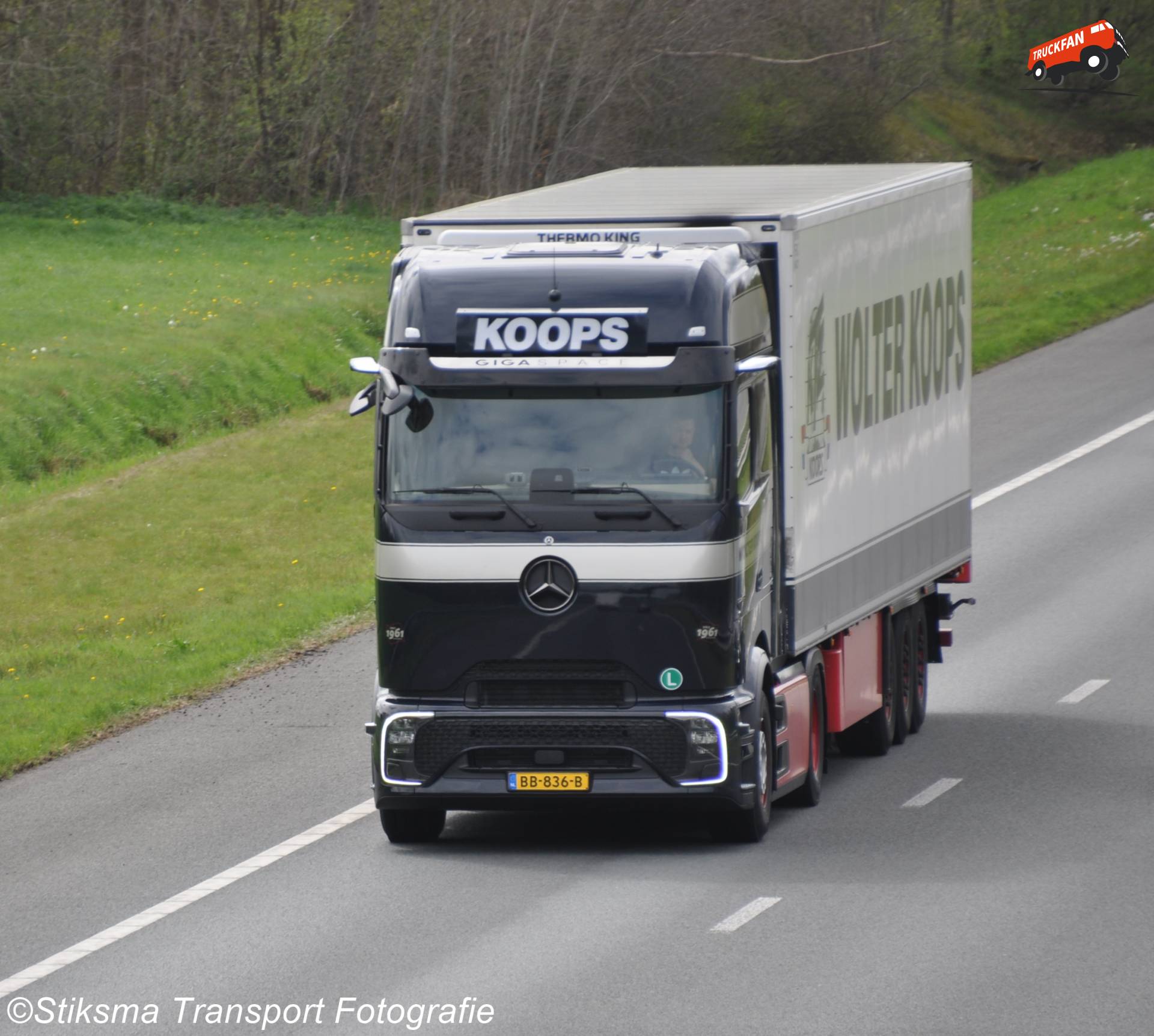 Mercedes-Benz Actros L vrachtwagen van Wolter Koops Transport