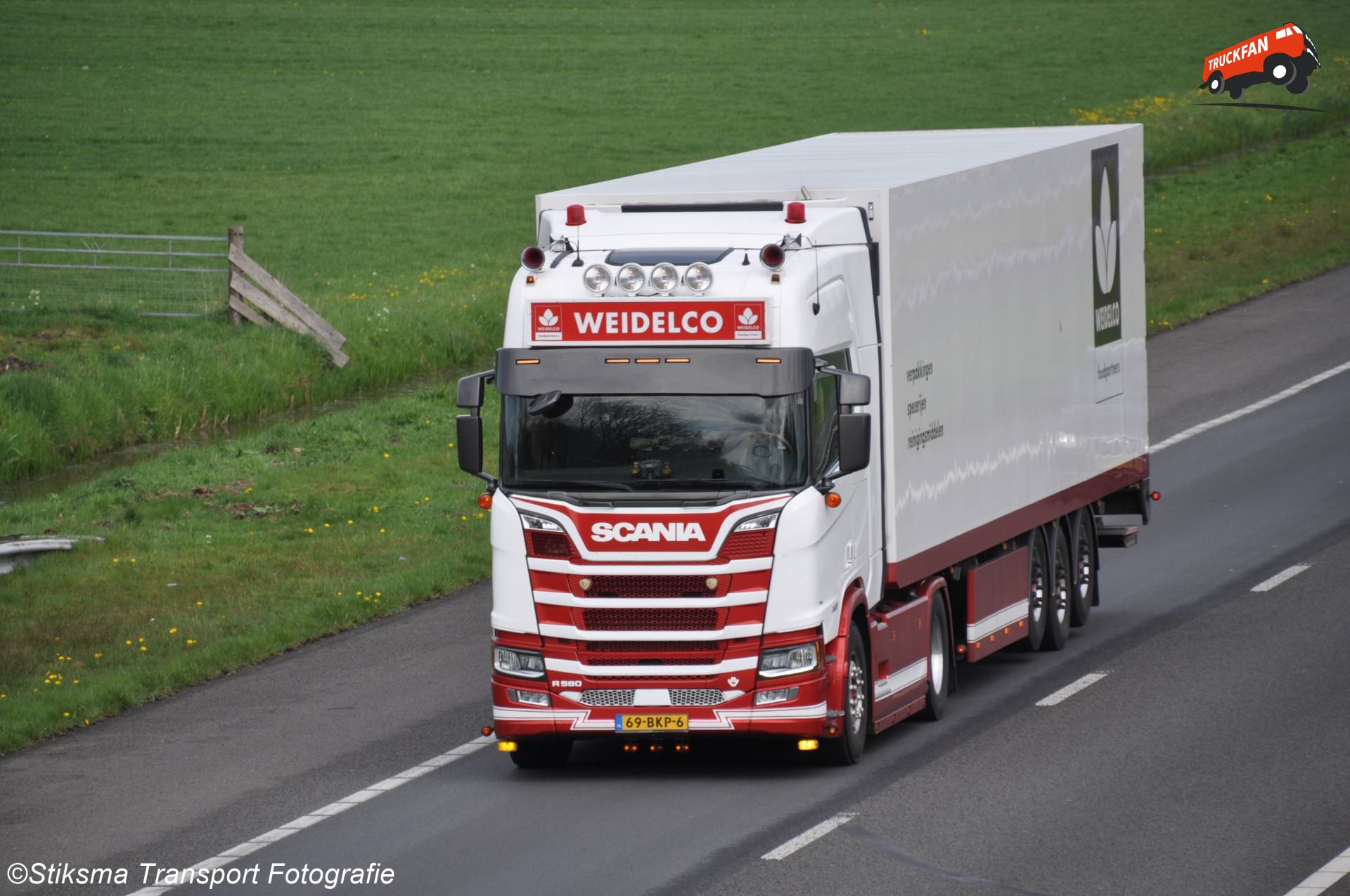 Scania R580 vrachtwagen van Weidelco