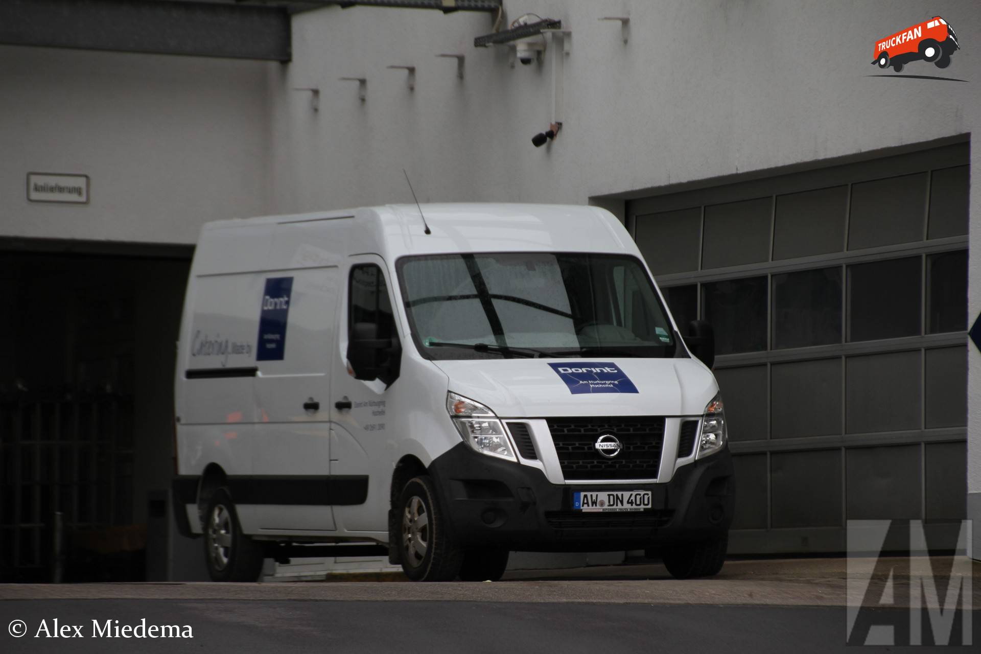 Nissan NV400 bij Dorint Hotel Nürburgring