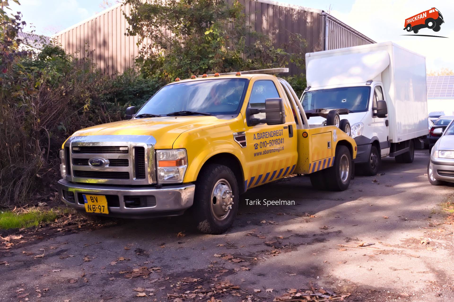 Ford F350 bergingsvoertuig met kenteken BV-NB-97