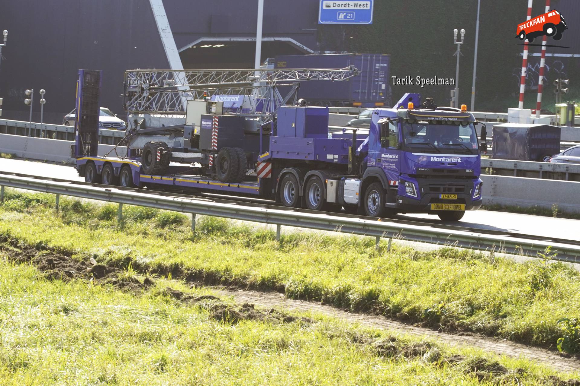 Volvo FMX 2nd Gen vrachtwagen met kenteken 37-BPL-3