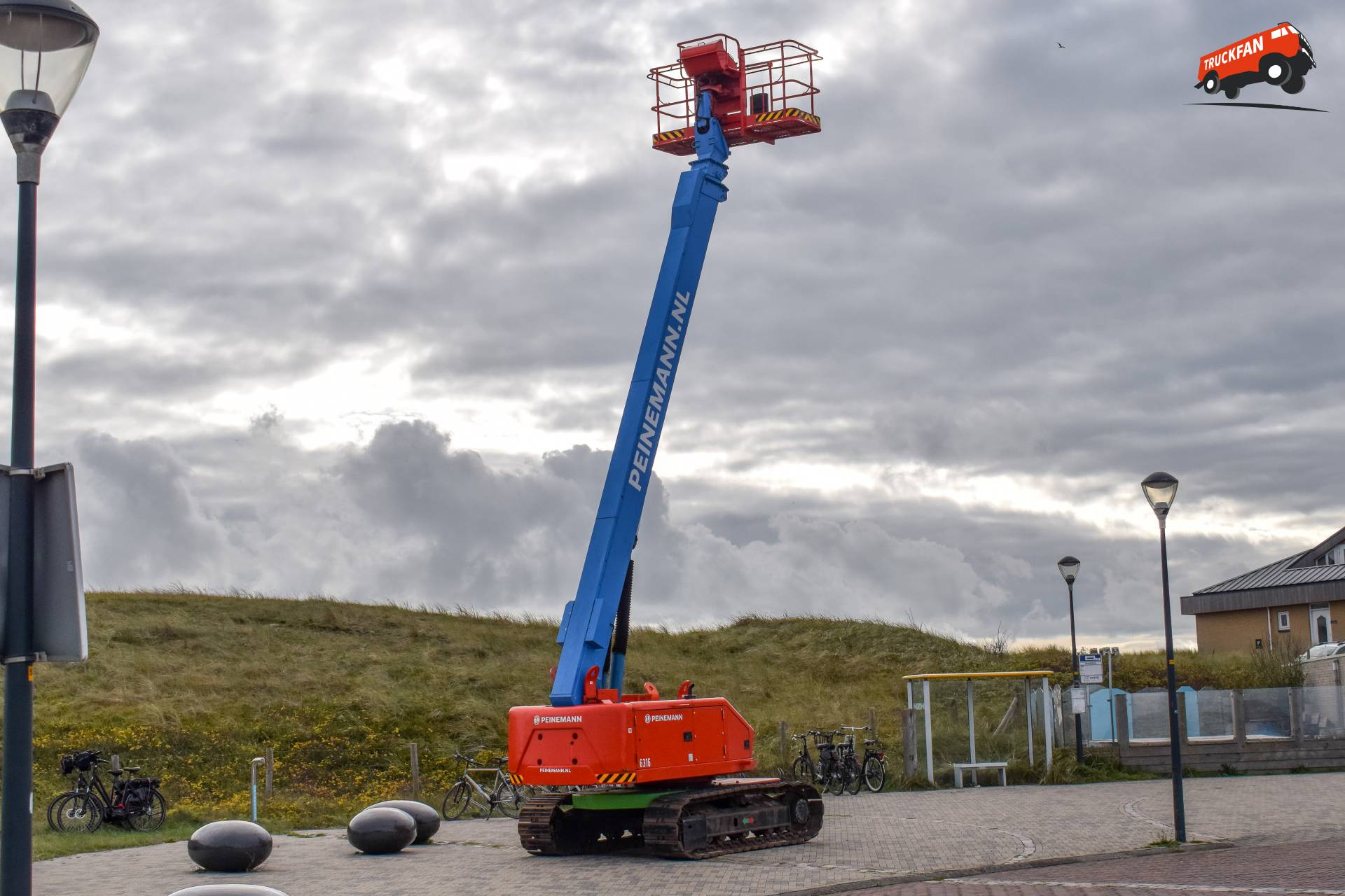 Aichi Hoogwerker Peinemann